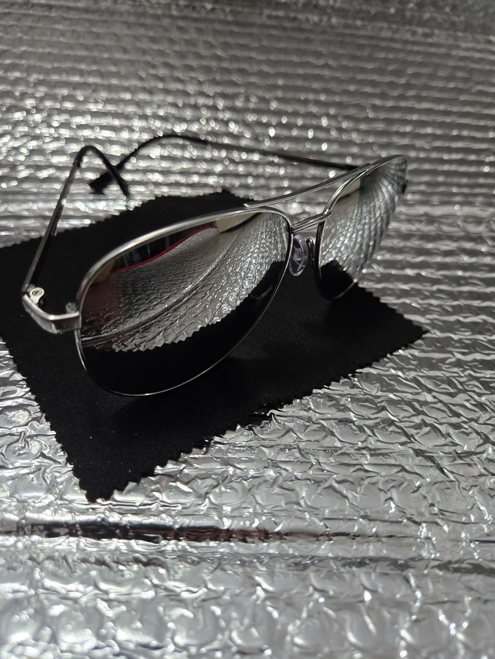 Aviator Sunglasses - Silver Frame with Shiny Lenses